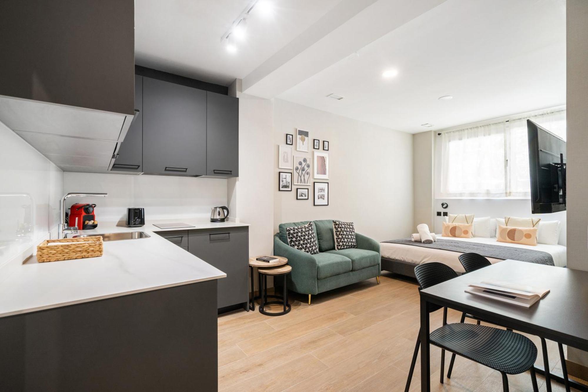 Dobo Madrid Cabrera Apartment Luaran gambar