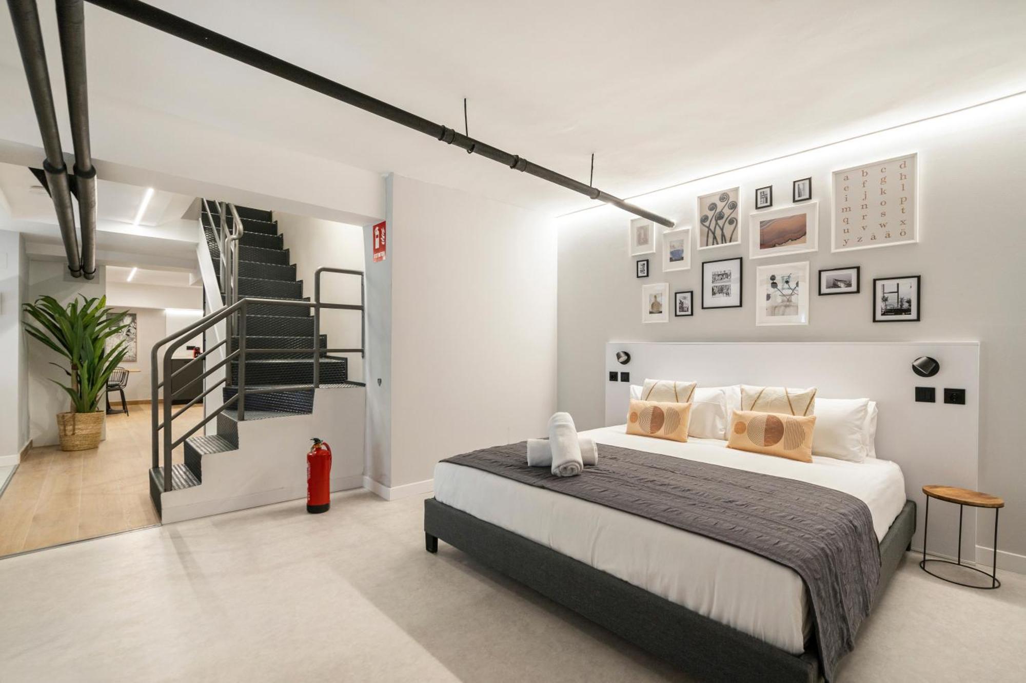 Dobo Madrid Cabrera Apartment Luaran gambar